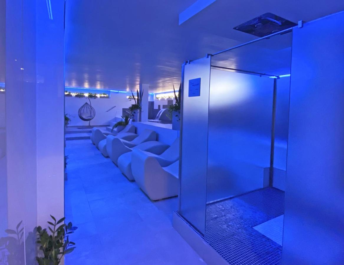 Hotel Villa Chiara テッラチーナ エクステリア 写真